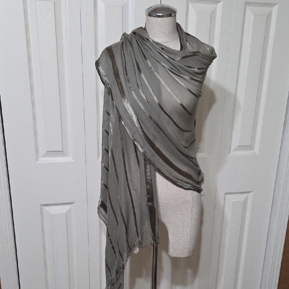 White House Black Market Olive Green Metallic-Striped Wrap